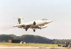 Une des dernières photos d'un F-104 en vol... Snif...