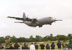 Un C-130 Hercules nouvelle génératon m'a-t-on dit (hélice 6 pales)